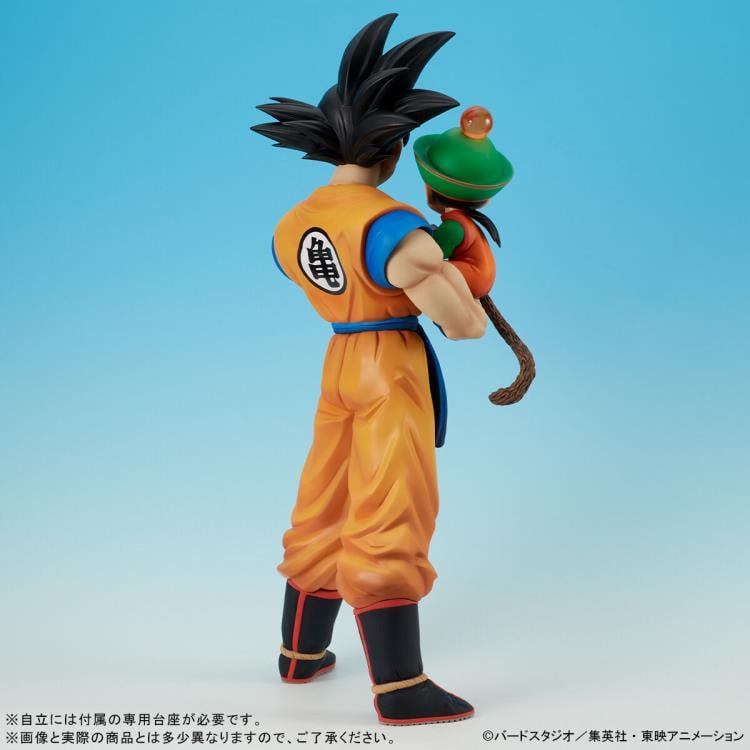 Dragon Ball Z Gigantic Series Goku & Gohan (Special Color Ver.) Exclusive Gallery Image 6