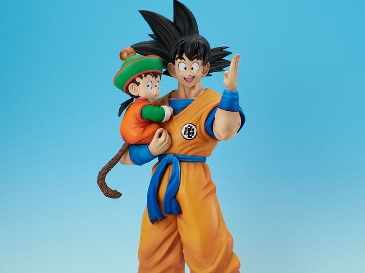 Dragon Ball Z Gigantic Series Goku & Gohan (Special Color Ver.) Exclusive Gallery Image 1