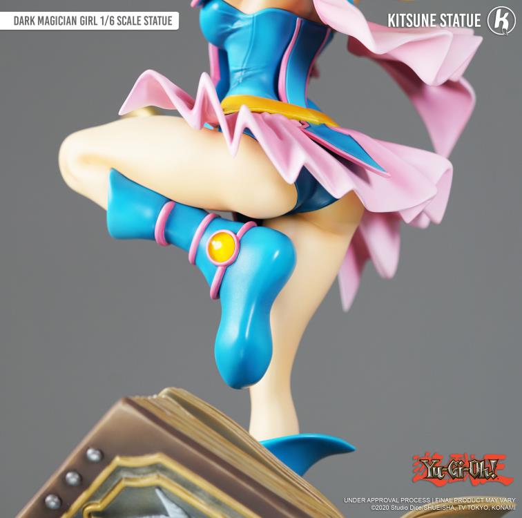 Yu-Gi-Oh! Dark Magician Girl 1/6 Scale Limited Edition Statue Gallery Image 11