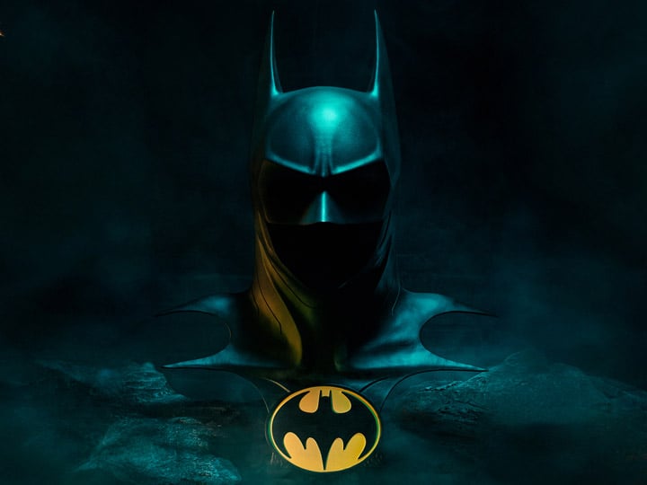 The Flash (2023) Batman Cowl 1/1 Scale Limited Edition Replica Gallery Image 1