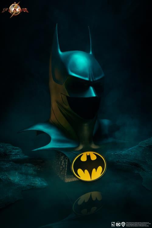 The Flash (2023) Batman Cowl 1/1 Scale Limited Edition Replica Gallery Image 4