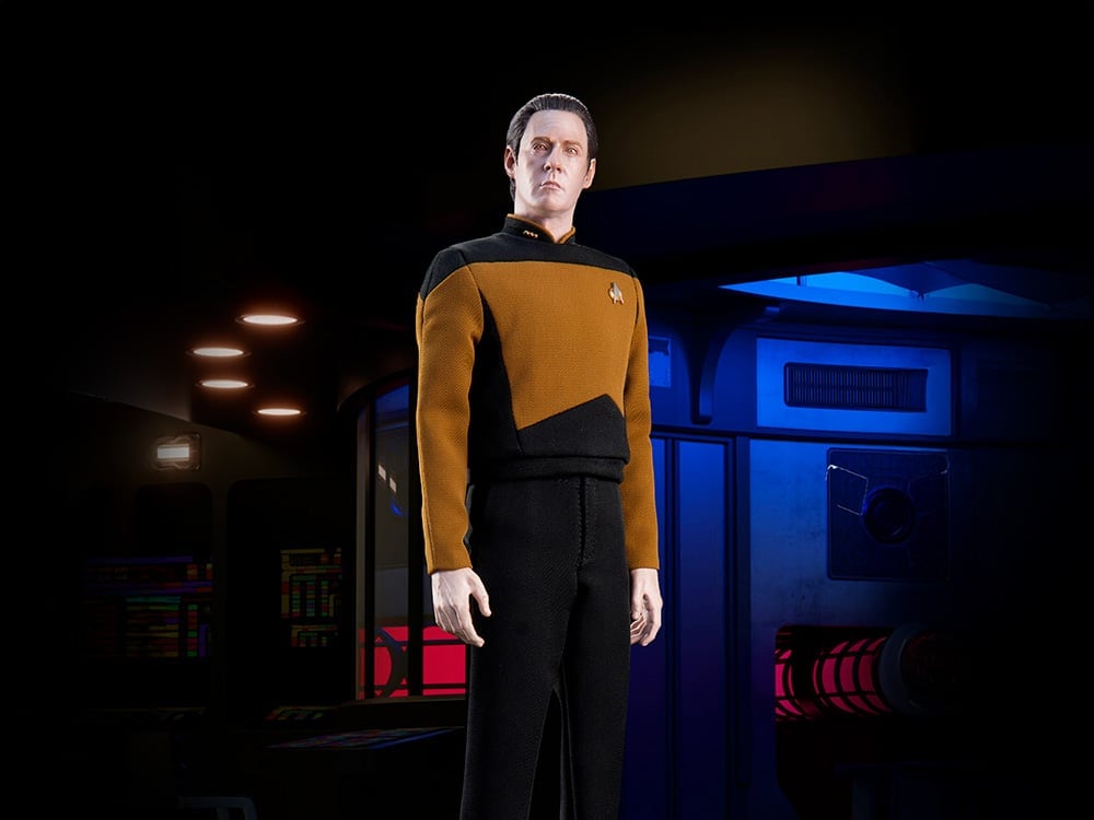 Star Trek: The Next Generation Lt. Commander Data (Standard Ver.) 1/6 Scale Figure Gallery Image 1
