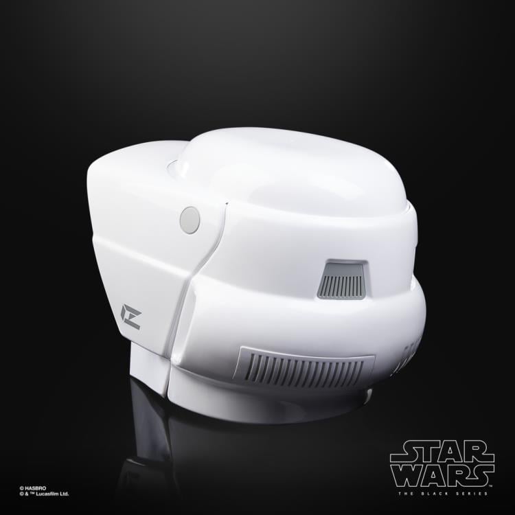 Star Wars: The Black Series Scout Trooper 1:1 Scale Wearable Electronic Helmet Gallery Image 6