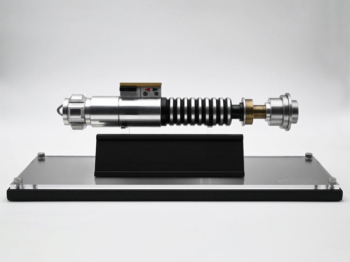 The Mandalorian Luke Skywalker Lightsaber Limited Edition Replica Gallery Image 1
