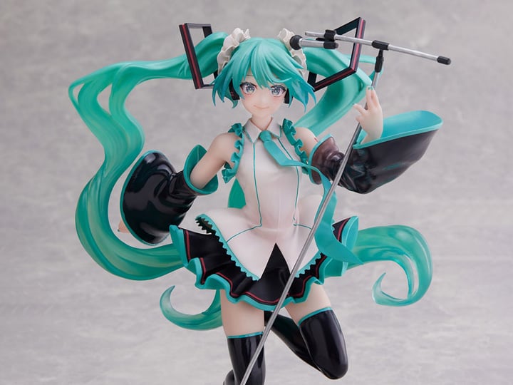 Vocaloid AMP+ Hatsune Miku (Birthday 2023 Ver.) Figure