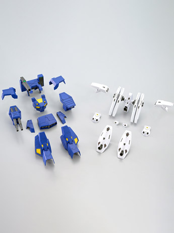 Mobile Suit Gundam F90 MG F90 Gundam F90 Mission Pack J & Q Types 1/100 Scale Exclusive Model Kit Gallery Image 2