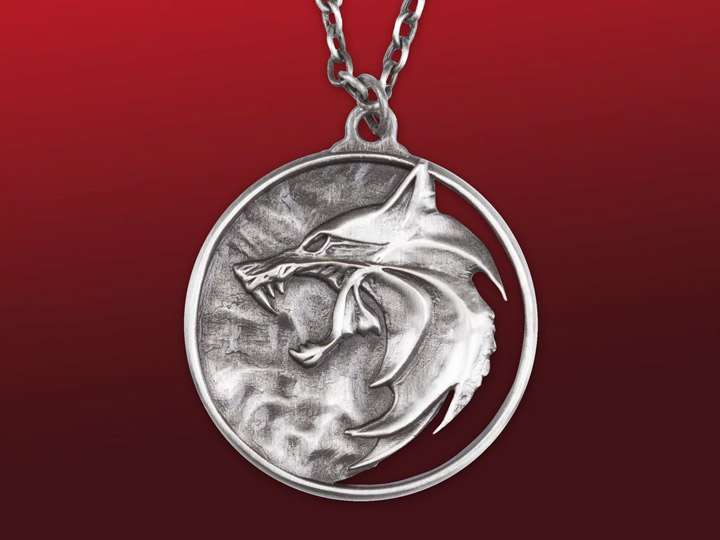 The Witcher (Netflix) Wolf Medallion Necklace Prop Replica Gallery Image 1