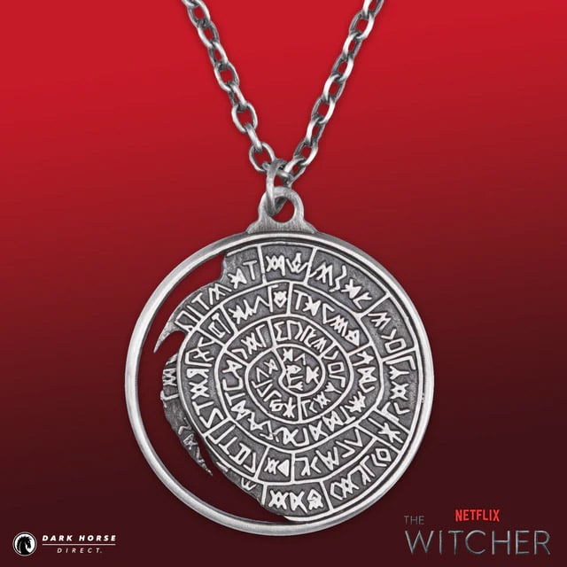 The Witcher (Netflix) Wolf Medallion Necklace Prop Replica Gallery Image 4