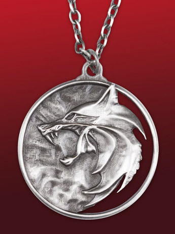 The Witcher (Netflix) Wolf Medallion Necklace Prop Replica Gallery Image 2