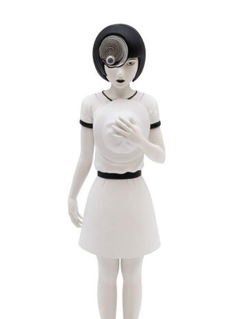 Uzumaki Azami Vinyl Figure Gallery Image 2