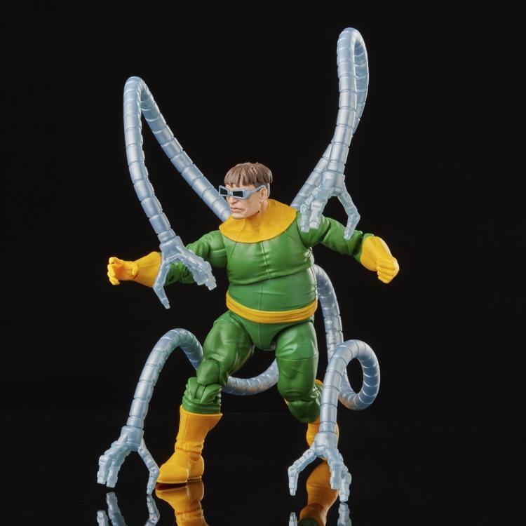 Spider-Man 60th Anniversary Marvel Legends Silk and Doctor Octopus Action Figure Two-Pack Gallery Image 6