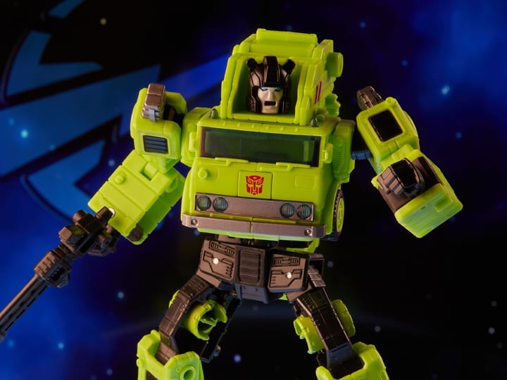 Transformers: Legacy Velocitron Speedia 500 Collection Road Hauler Gallery Image 1