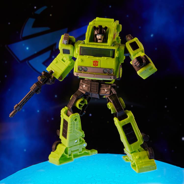 Transformers: Legacy Velocitron Speedia 500 Collection Road Hauler Gallery Image 4