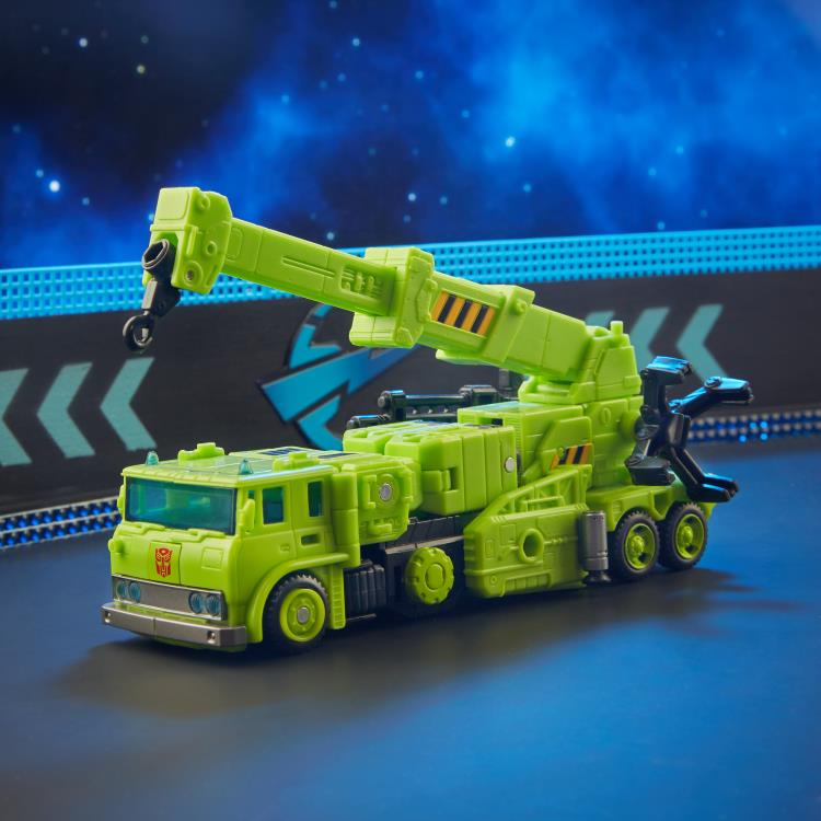 Transformers: Legacy Velocitron Speedia 500 Collection Road Hauler Gallery Image 6