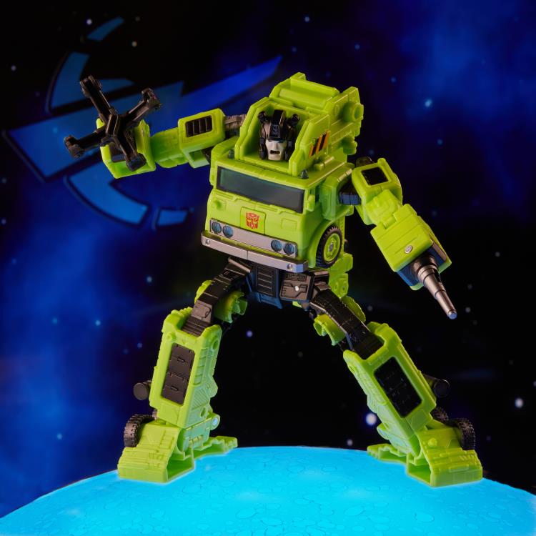Transformers: Legacy Velocitron Speedia 500 Collection Road Hauler Gallery Image 5