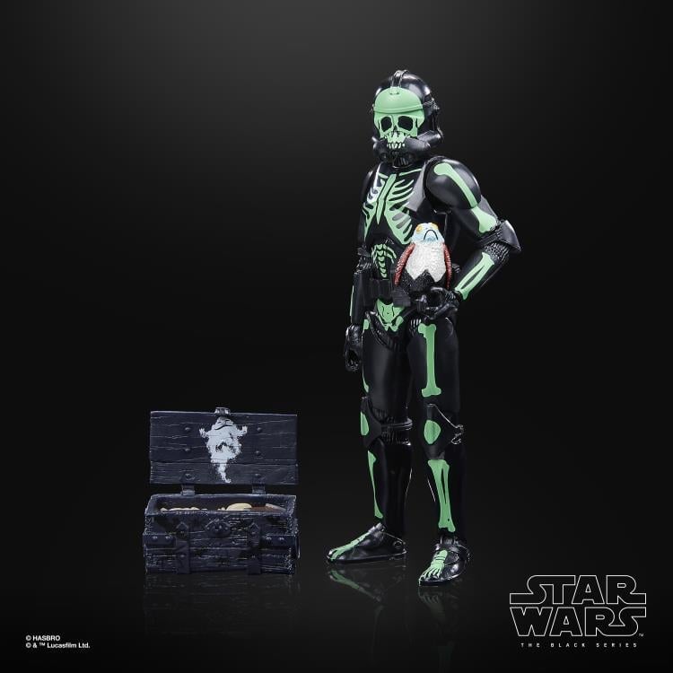 Star Wars: The Black Series 6" Clone Trooper (Halloween Edition) Gallery Image 3