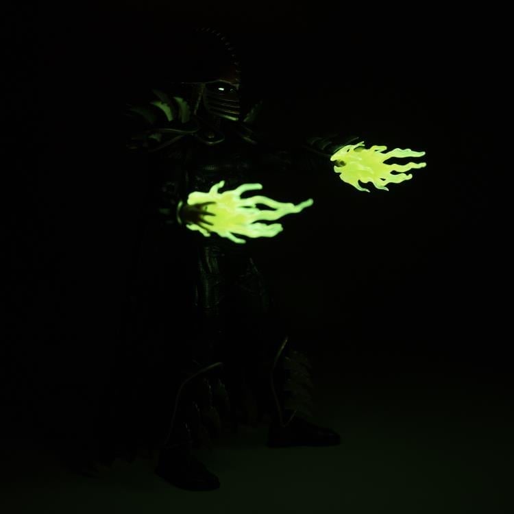 Teenage Mutant Ninja Turtles BST AXN XL Super Shredder (Glow-in-the-Dark) SDCC 2023 Exclusive Gallery Image 8