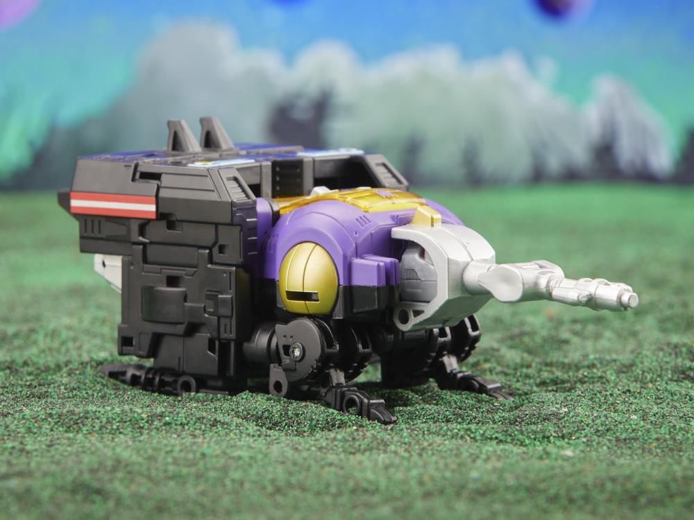 Transformers: Legacy Evolution Deluxe Insecticon Bombshell Gallery Image 8