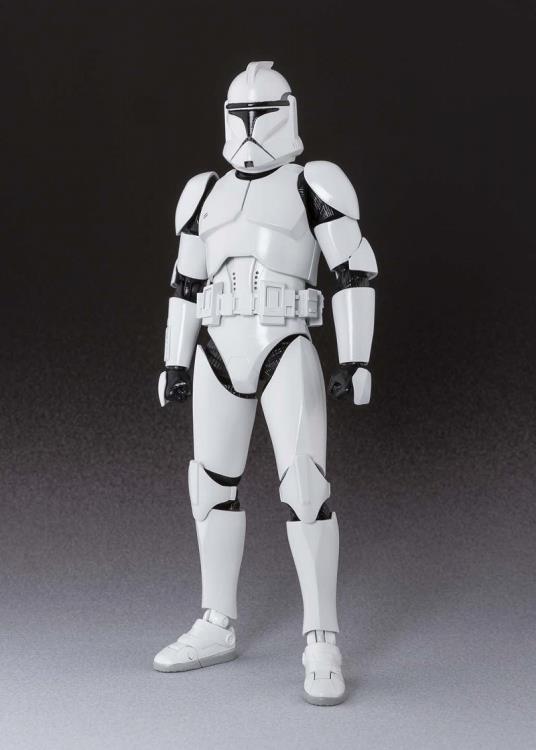 Star Wars S.H.Figuarts Clone Trooper (Attack of the Clones) Gallery Image 4