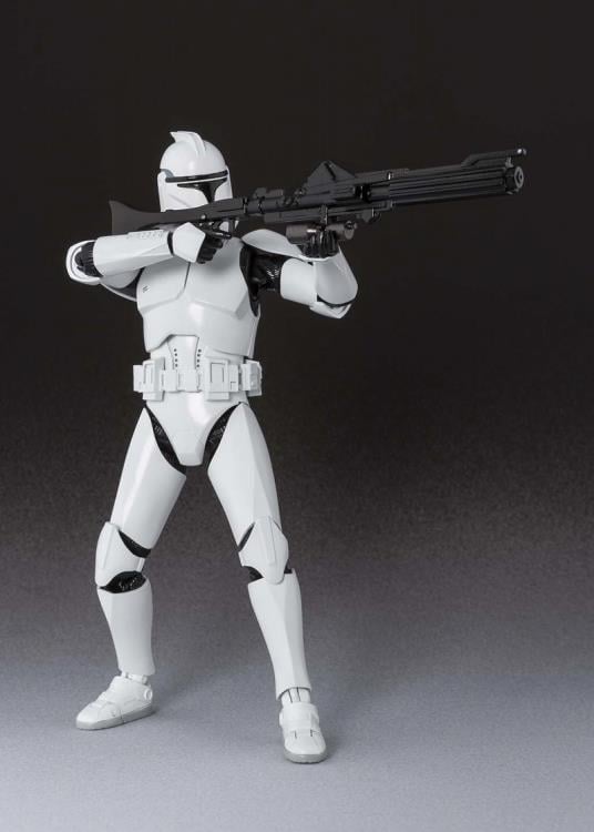 Star Wars S.H.Figuarts Clone Trooper (Attack of the Clones) Gallery Image 5