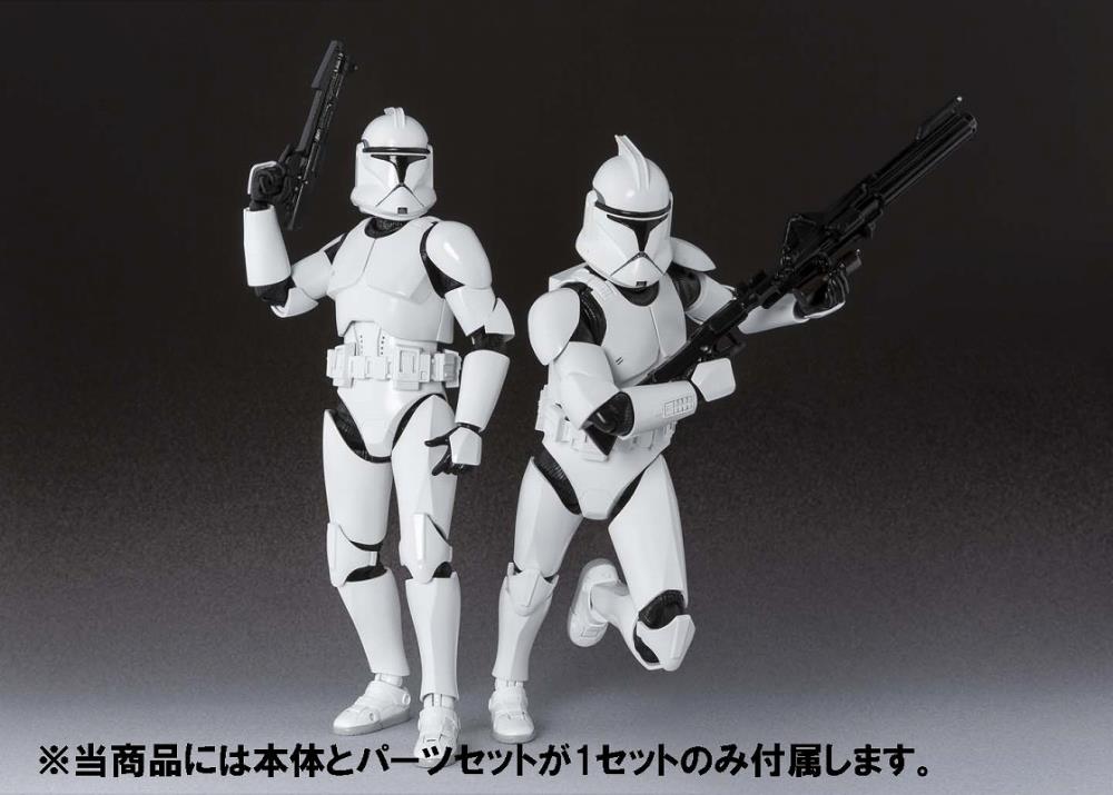 Star Wars S.H.Figuarts Clone Trooper (Attack of the Clones) Gallery Image 7