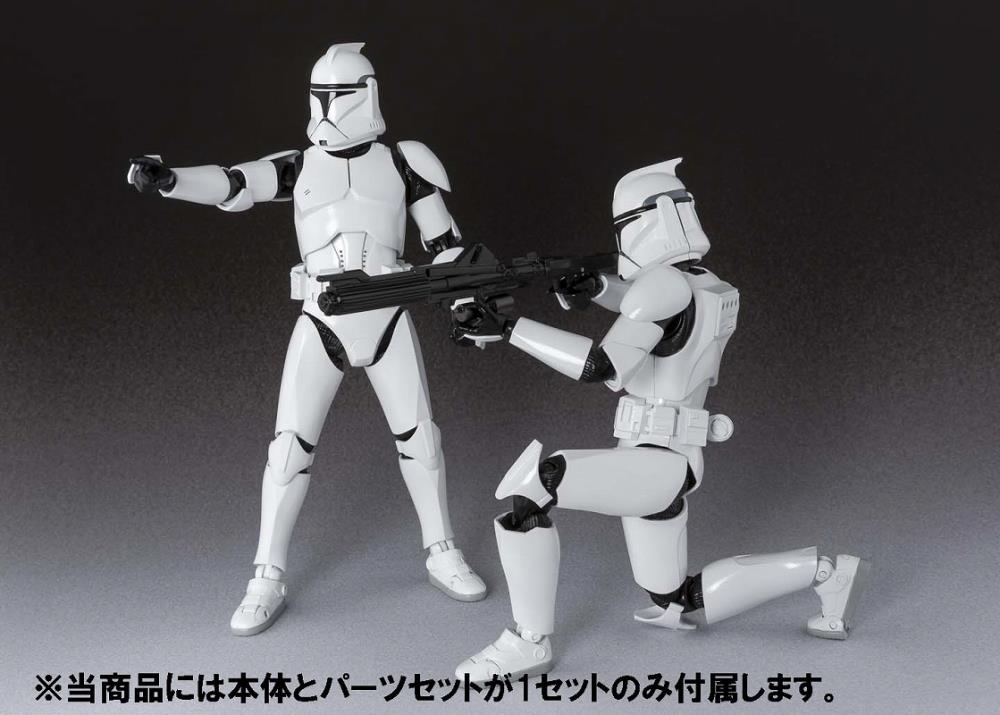 Star Wars S.H.Figuarts Clone Trooper (Attack of the Clones) Gallery Image 6