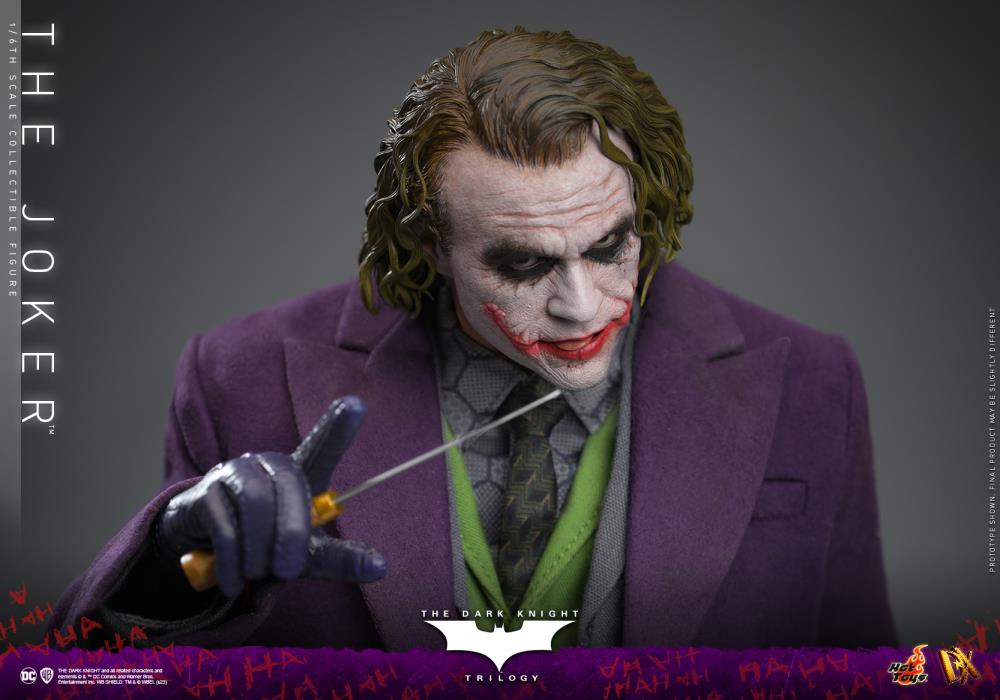 The Dark Knight DX32 The Joker 1/6th Scale Collectible Figure Gallery Image 8