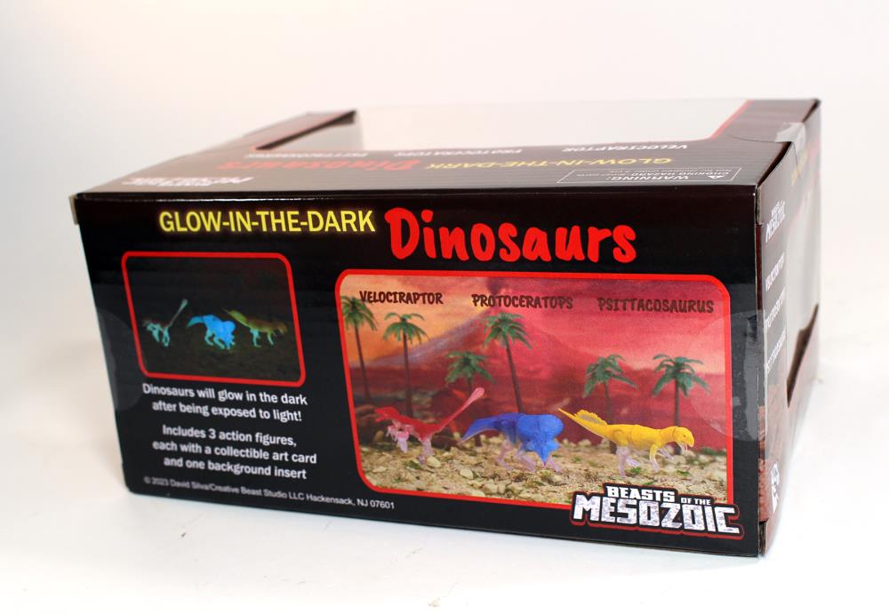 Beasts of the Mesozoic Velociraptor, Protoceratops, & Psittacosaurus Glow-in-the-Dark 1/18 Scale Three-Pack Gallery Image 18