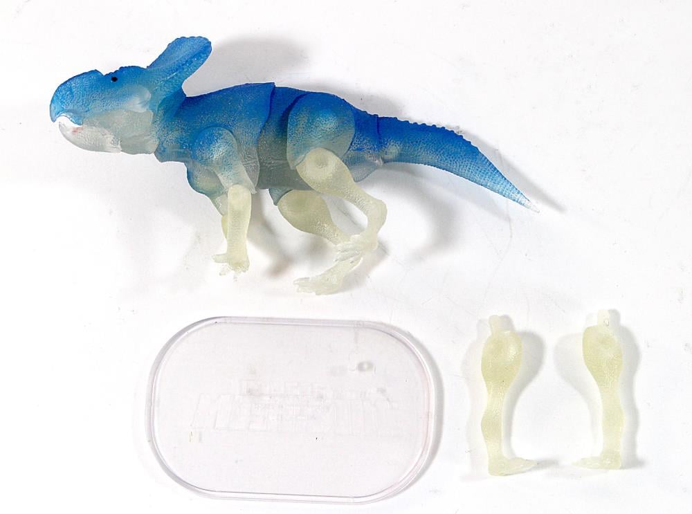 Beasts of the Mesozoic Velociraptor, Protoceratops, & Psittacosaurus Glow-in-the-Dark 1/18 Scale Three-Pack Gallery Image 7