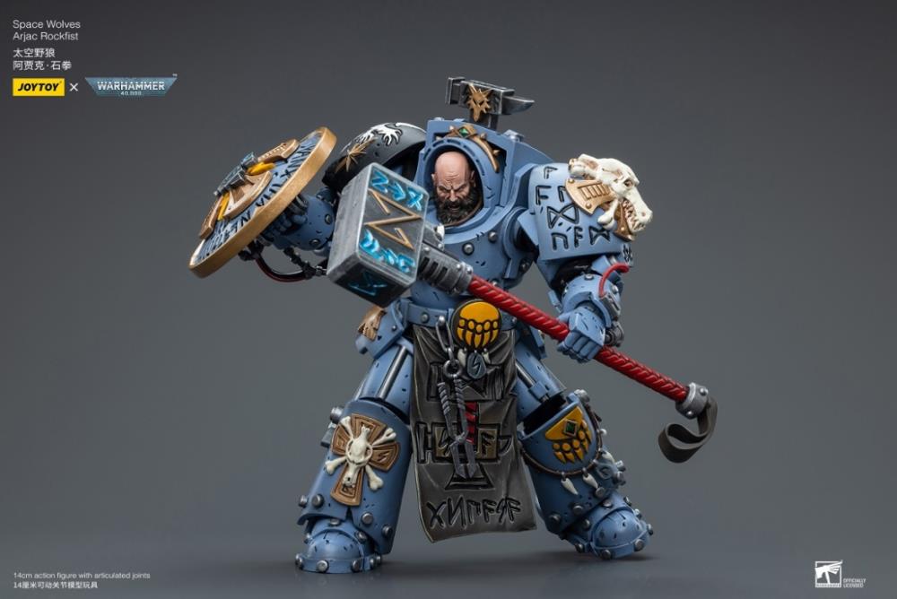 Warhammer 40K Space Wolves Arjac Rockfist 1/18 Scale Action Figure Gallery Image 9