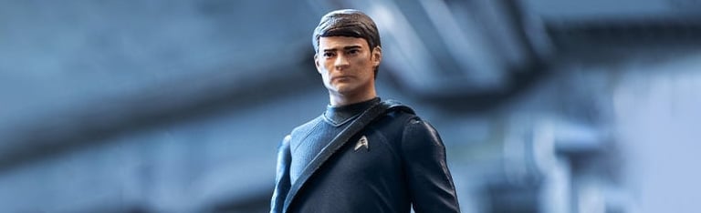 Image of Star Trek (2009) Exquisite Mini Series Dr. McCoy 1:18 Scale PX Previews Exclusive Figure