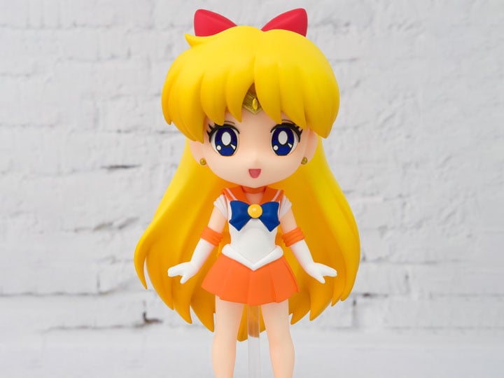 Sailor Moon Figuarts mini Sailor Venus (Reissue) Gallery Image 1