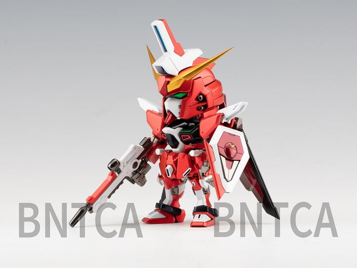 Mobile Suit Gundam SEED Freedom QMSV Mini Strike Freedom Gundam