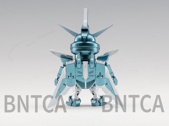 Mobile Suit Gundam SEED Freedom QMSV Mini Strike Freedom Gundam