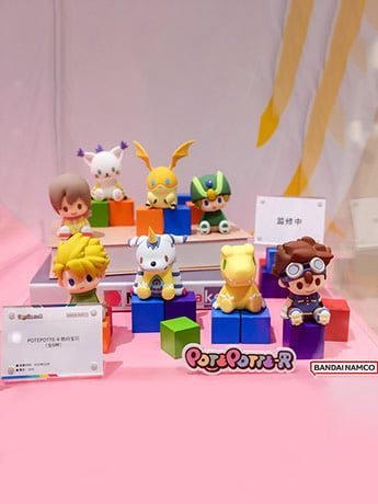 Digimon Adventure POTEPOTTE-R Box of 8 Random Figures Gallery Image 2