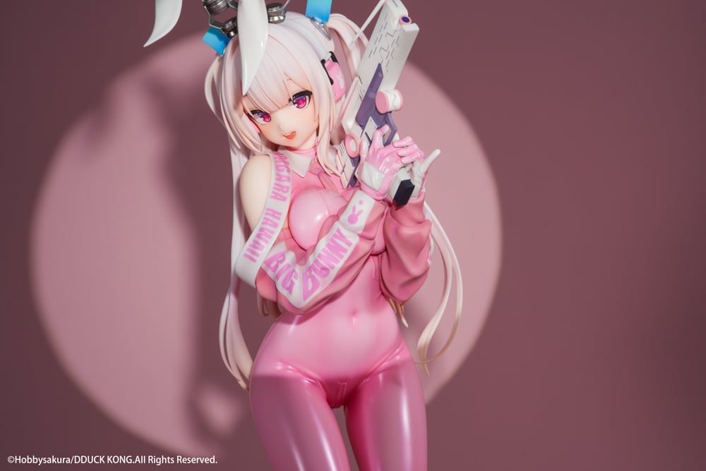 DDUCK KONG Illustration Super Bunny 1/6 Scale Figure