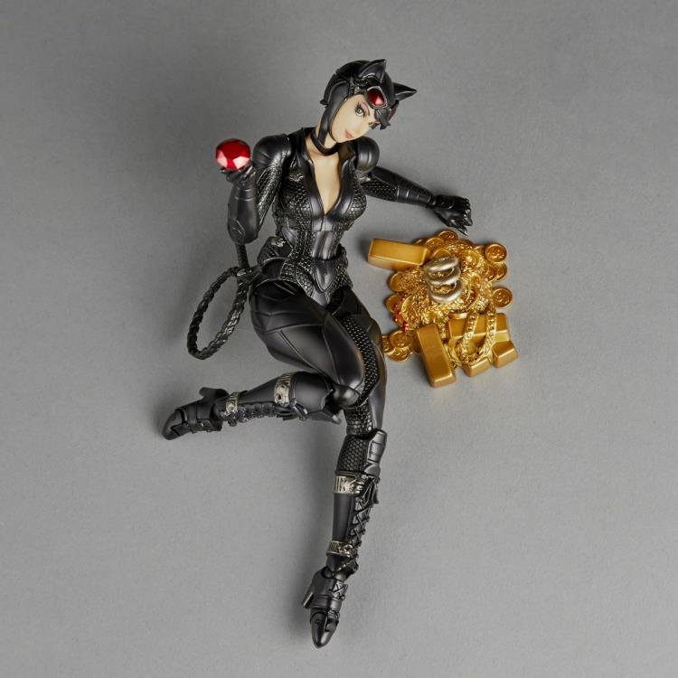 アメコミ REVOLTECH Amazing Yamaguchi CATWOMAN Batman: Arkham Knight Catwoman Revoltech Amazing Yamaguchi Action