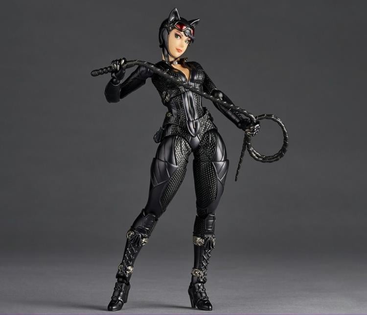 Batman: Arkham Knight Amazing Yamaguchi Catwoman Figure
