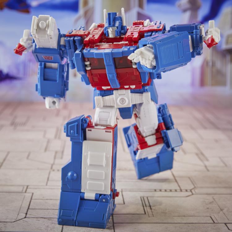 The Transformers: The Movie Studio Series 86-21 Commander Class Ultra Magnus Action Figure Gallery Image 6