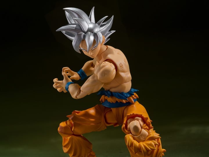 Dragon Ball Super S.H.Figuarts Ultra Instinct Goku (Toyotarou Edition) Exclusive Action Figure Gallery Image 1