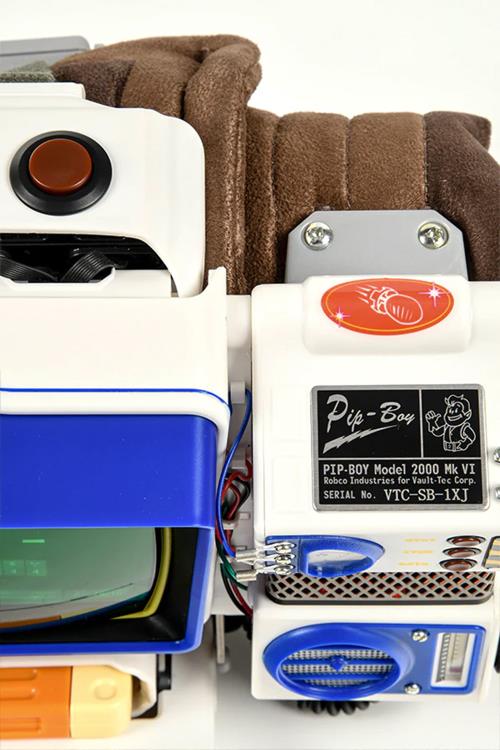 Fallout Pip-Boy 2000 MK VI Sugar Bombs Limited Edition Replica Gallery Image 7
