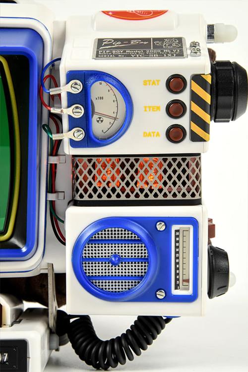 Fallout Pip-Boy 2000 MK VI Sugar Bombs Limited Edition Replica Gallery Image 10