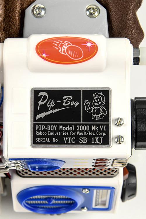 Fallout Pip-Boy 2000 MK VI Sugar Bombs Limited Edition Replica Gallery Image 9
