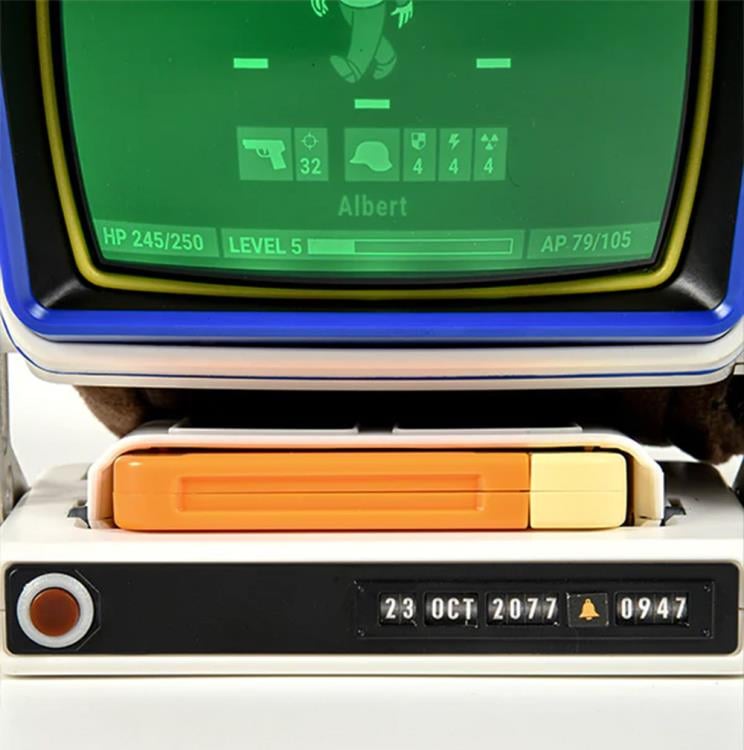 Fallout Pip-Boy 2000 MK VI Sugar Bombs Limited Edition Replica Gallery Image 11