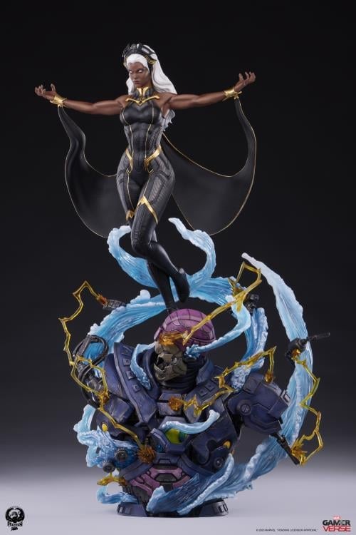 Marvel Future Revolutions Storm (Black Suit) 1/3 Scale Statue Gallery Image 9