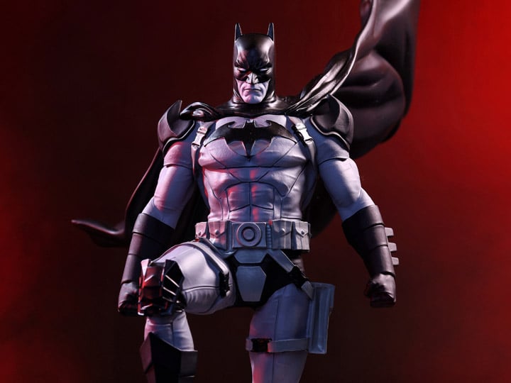 DC Comics Batman Black & White Batman (Mitch Gerads) 1/10 Scale Limited Edition Statue Gallery Image 1