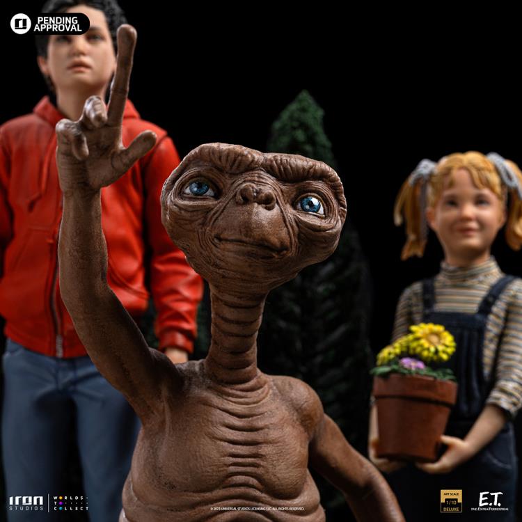 E.T. the Extra-Terrestrial E.T., Elliot, and Gertie 1/10 Deluxe