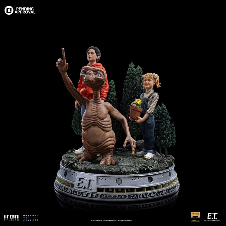 E.T. the Extra-Terrestrial E.T., Elliot, and Gertie 1/10 Deluxe