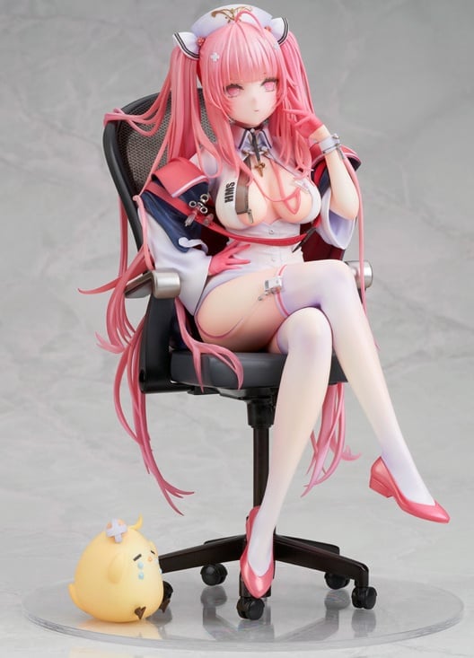 Azur Lane Perseus (Nursery Unfamiliar Duties Ver.) 1/7 Scale Figure Gallery Image 8