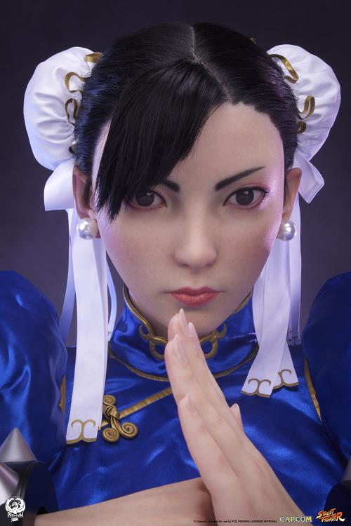 Street Fighter Chun-Li Life-Size Bust Gallery Image 23